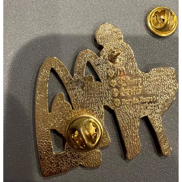 Sorcerer Mickey Mouse, Marilyn Monroe, Coca-Cola, & McDonald's Collectible Pin - Picture 5 of 6